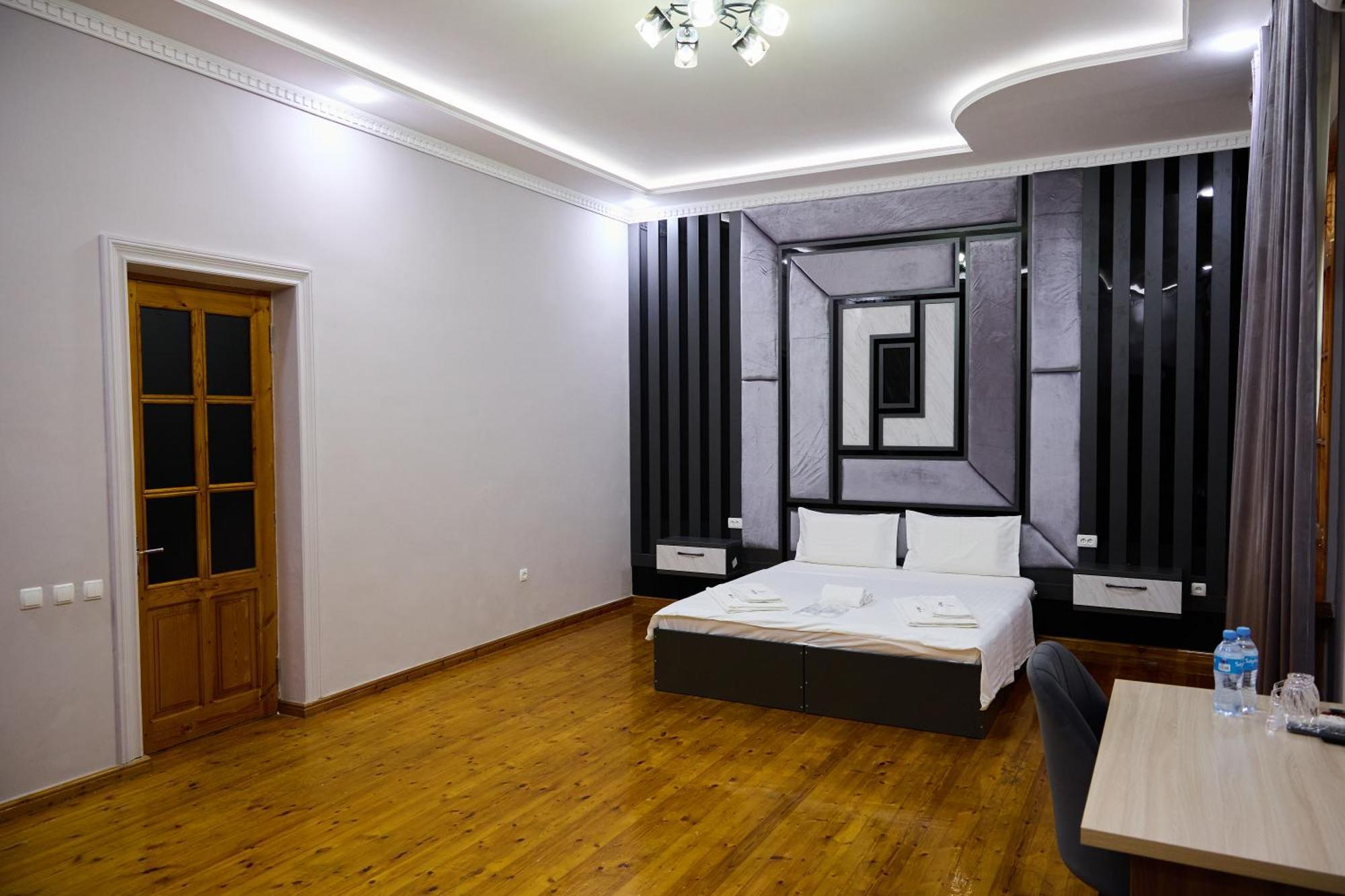 Art Garden Hotel Tashkent Phòng bức ảnh